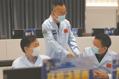 具用尽后被抛弃中国杀出一条“新血路”AG真人旗舰厅国际空间站沦为赚钱工(图3)