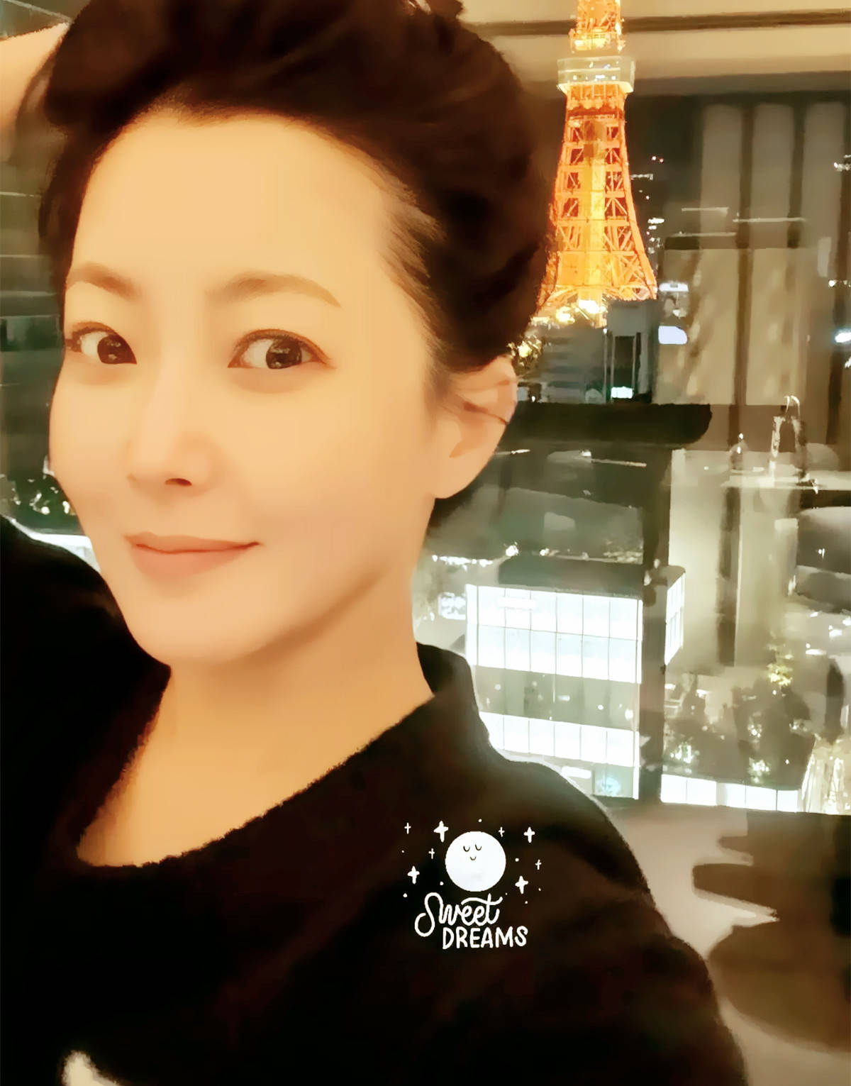 衫还反穿玩个性老公是富二代身价15亿AG真人直营48岁金喜善素颜太赞牛仔(图20)