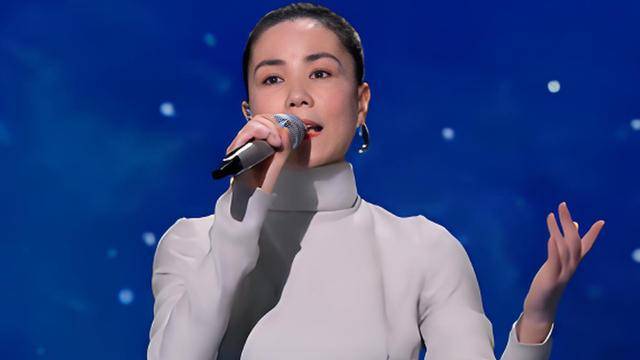 的王菲让所有人见识到她的“江湖地位”AG真人国际游戏一台春晚“跌落神坛”(图8)